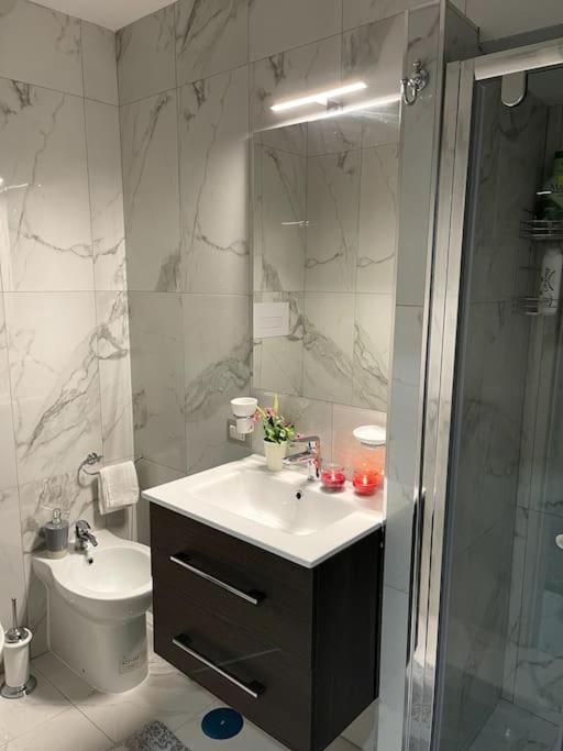 White House Spacca Napoli Kültér fotó