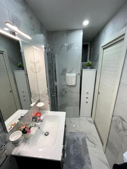 White House Spacca Napoli Kültér fotó